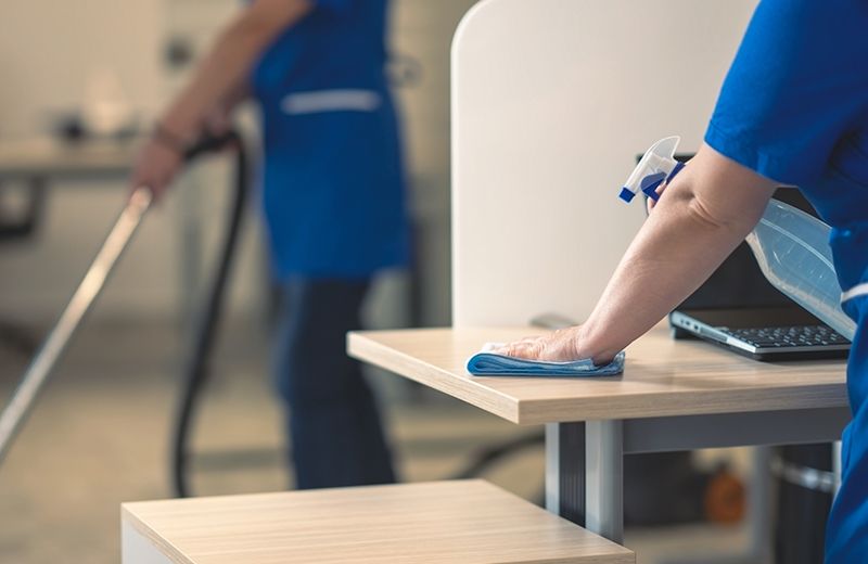 En quoi consiste le nettoyage de bureaux et pourquoi le confier à une entreprise spécialisée ?